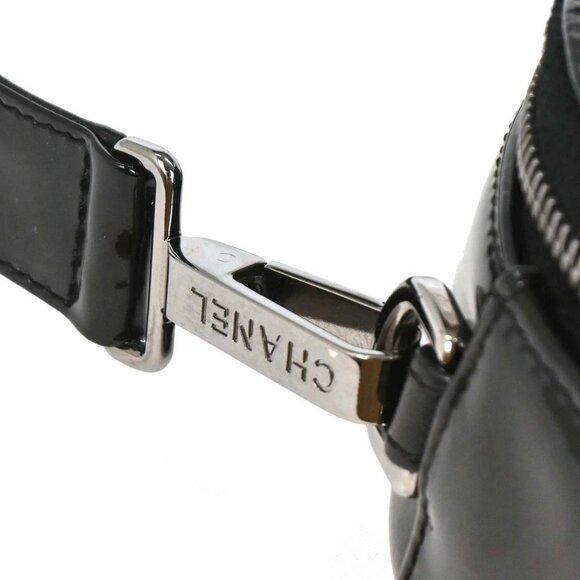 Chanel Black Patent Leather Handbag - Picture 4 of 10